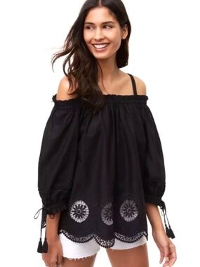 Ann Taylor LOFT Sz M Black Lace Embroidered Top Off The Shoulder Peasant FLAW